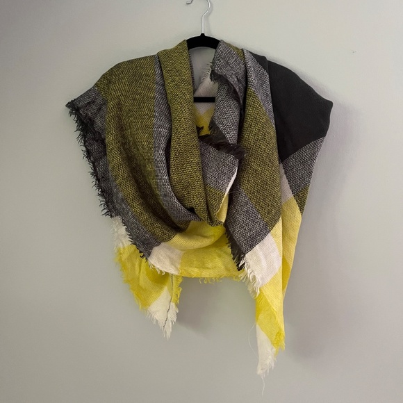 Scarf blanket - Picture 3 of 4